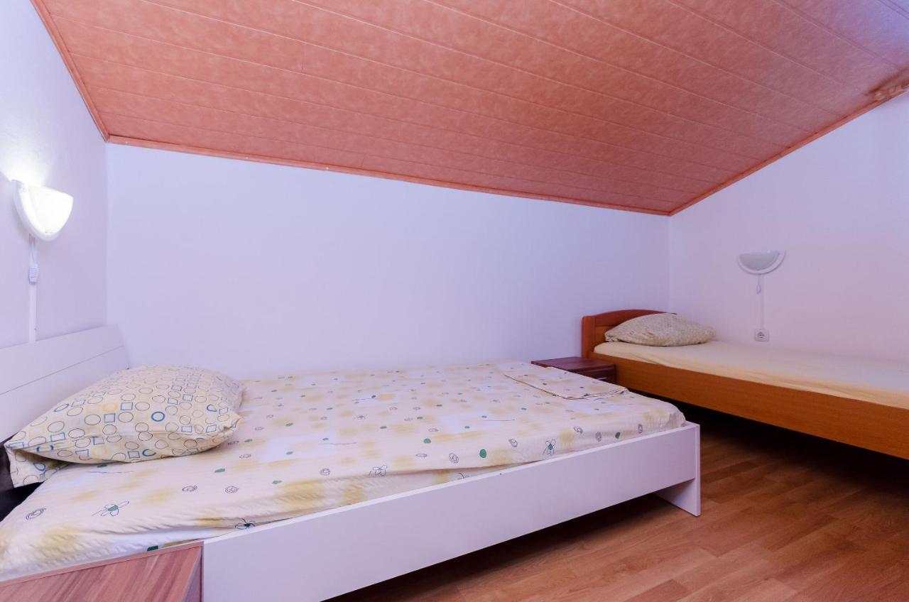 Apartments Albina Lopar Εξωτερικό φωτογραφία