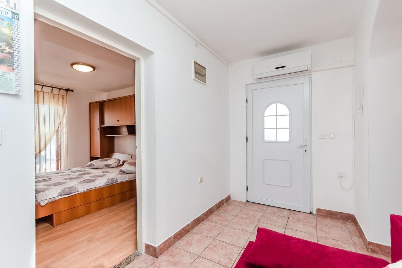 Apartments Albina Lopar Εξωτερικό φωτογραφία