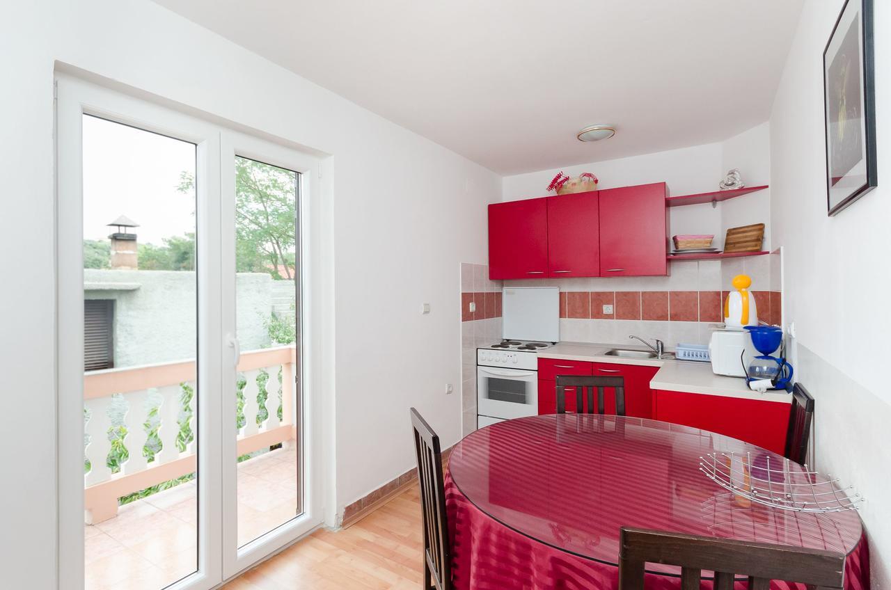 Apartments Albina Lopar Εξωτερικό φωτογραφία