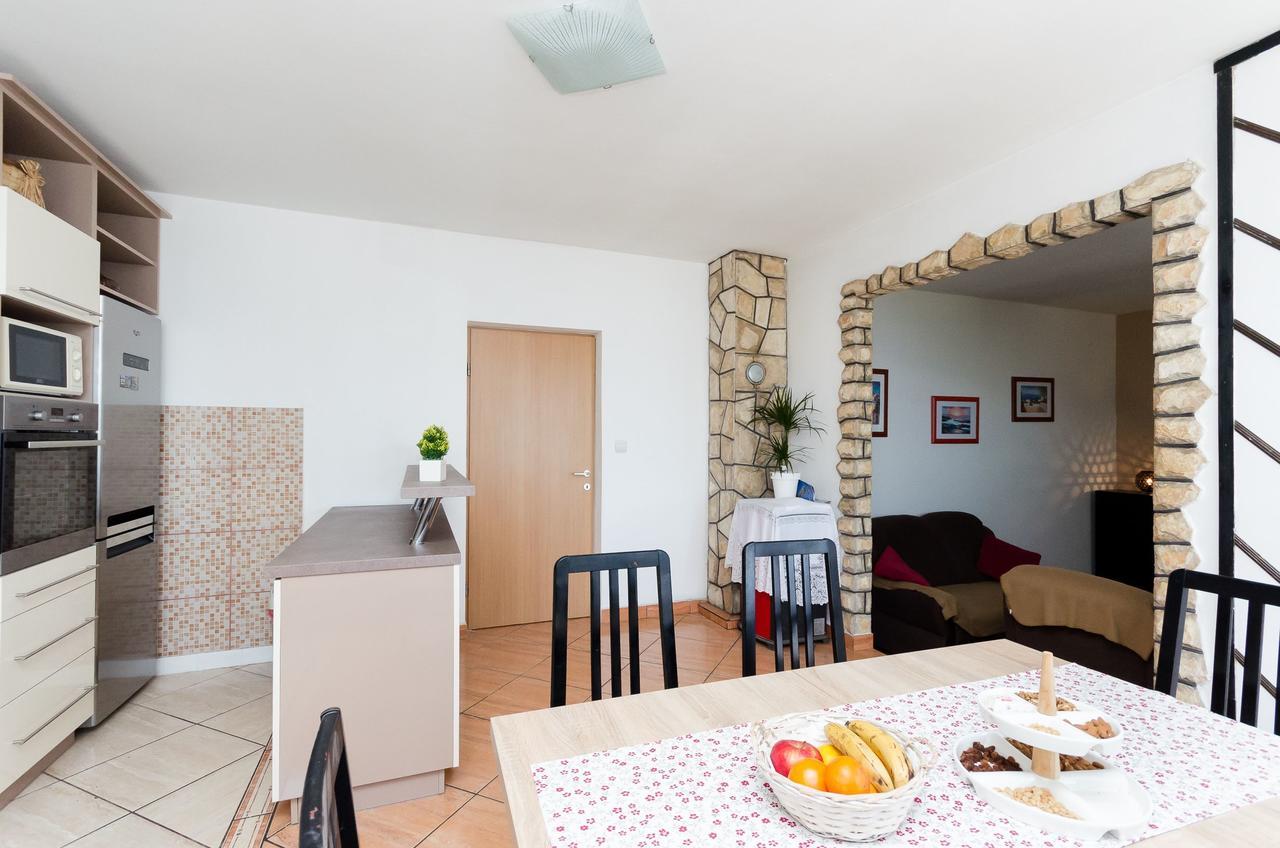 Apartments Albina Lopar Εξωτερικό φωτογραφία