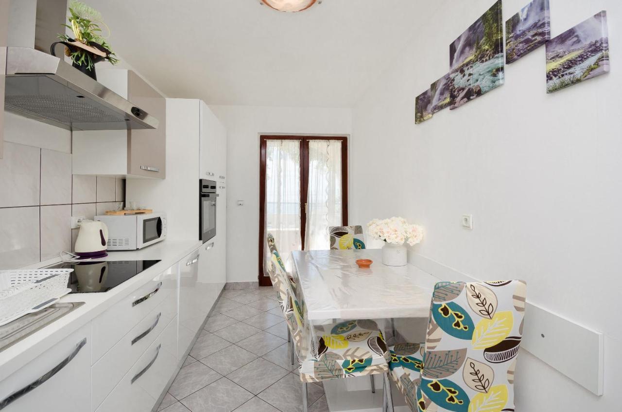 Apartments Albina Lopar Εξωτερικό φωτογραφία